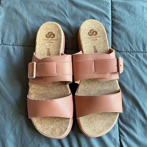Cloudsteppers Clarks Cushion Soft Strappy Sandals